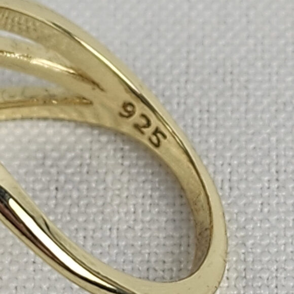 925 Gold Tone Statement Ring Size 8.5 - Picture 6 of 7